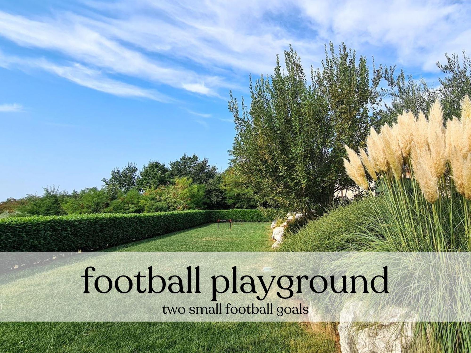 Spacious Villa With Pool, Indoor Jacuzzi And Sauna Near Porec Višnjan Exterior foto